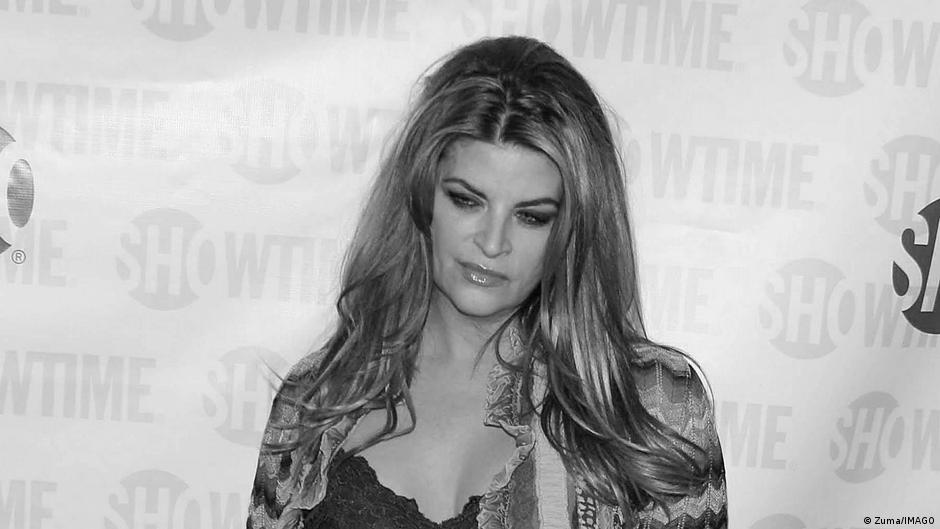 Emmy winner Kirstie Alley dies of cancer, aged 71 – DW – 12/06/2022 - Vimarsana News
