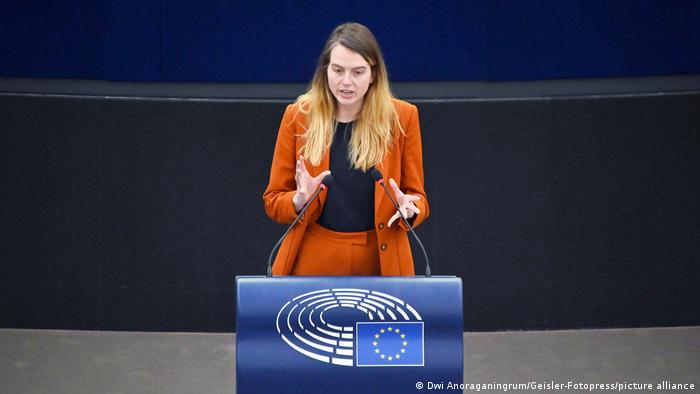 Frankreich | Plenartsitzung Europäisches Parlament | Kim van Sparrentak