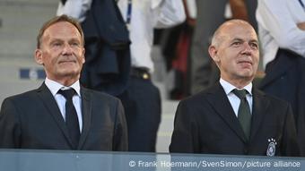 Links im Bild Hans Joachim Watzke) und rechts Bernd Neuendorf (DFB)