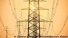 Hochspannungsmasten, Symbolfoto Stromkosten und Energiekrise