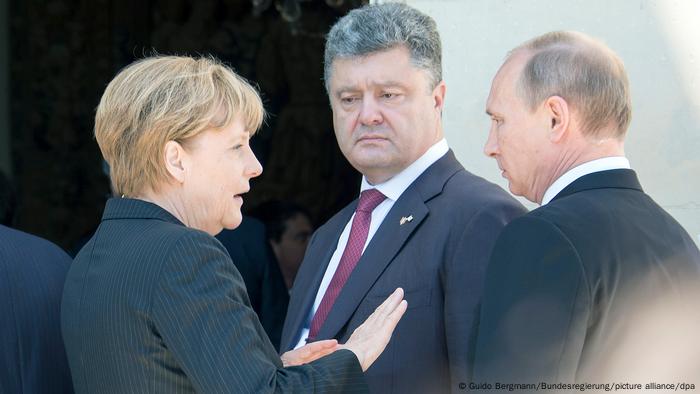 Merkel Putin Poroschenko im Schloss von Bénouville