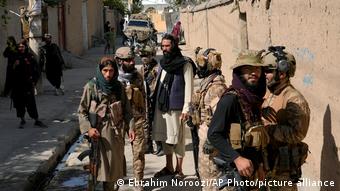Πάνοπλοι Ταλιμπάν στους δρόμους της Καμπούλ