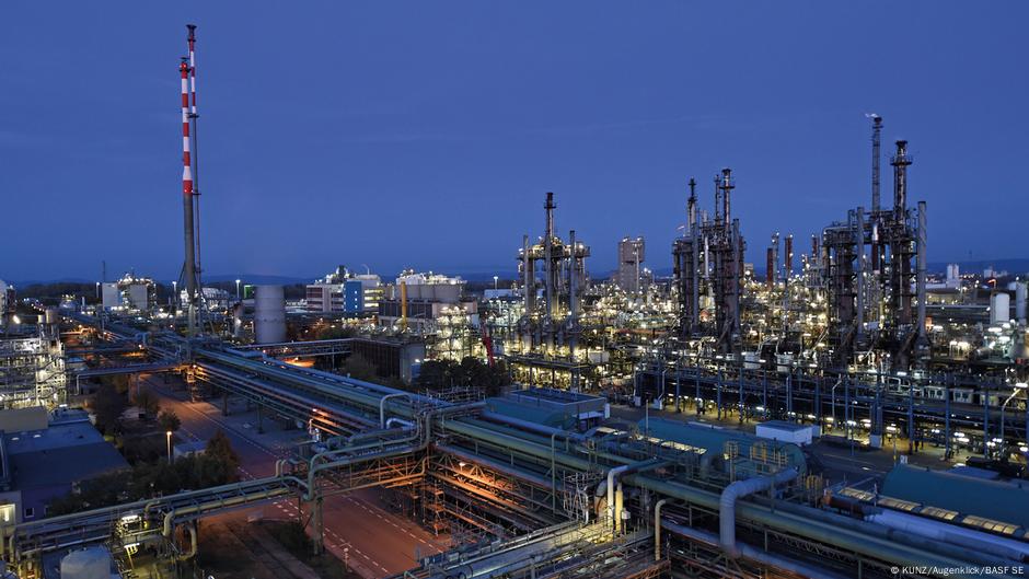 Nemačke energetski intenzivne kompanije, poput BASF-a, ugrožene su zbog visokih troškova energije