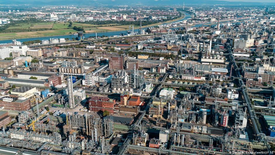 BASF garanton vende pune për 33 000 punonjës në Ludwigshafen