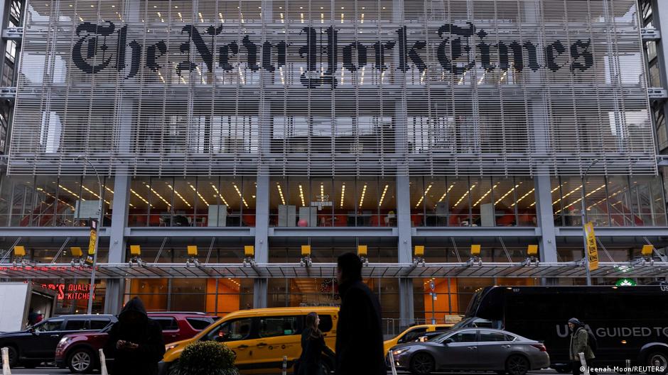 Vandalizan domicilio de editor del NYT por cobertura de Gaza – DW – 31/08/2025