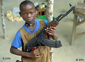 塞拉利昂的“童子军”