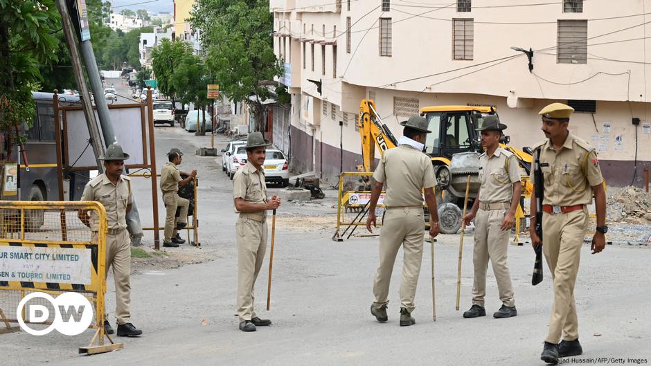 India: Mob Kidnaps Woman From Her Home In Broad Daylight – DW – 12/10/2022