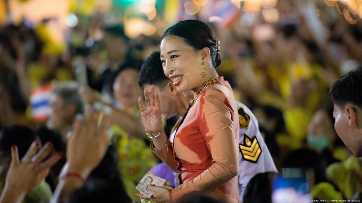 Thai Princess Hospitalized With Heart Condition Palace Says Dw 12