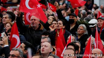 Συγκέντρωση, Κωνσταντινούπολη, καταδίκη Ιμάμογλου Συγκέντρωση, Κωνσταντινούπολη, καταδίκη Ιμάμογλου