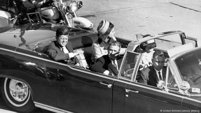 El día del asesinato de John F Kennedy: Dallas Texas 22 de noviembre de 1963.