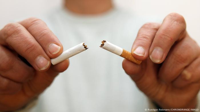 Nueva Zelanda ya restringe la venta de cigarrillos a los mayores de 18 años.