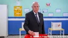 تونس - مشاركة ضعيفة في الانتخابات والمعارضة تطالب سعيّد بالتنحي