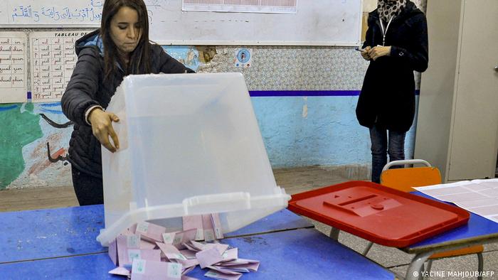 إقبال هزيل على الانتخابات البرلمانية في تونس