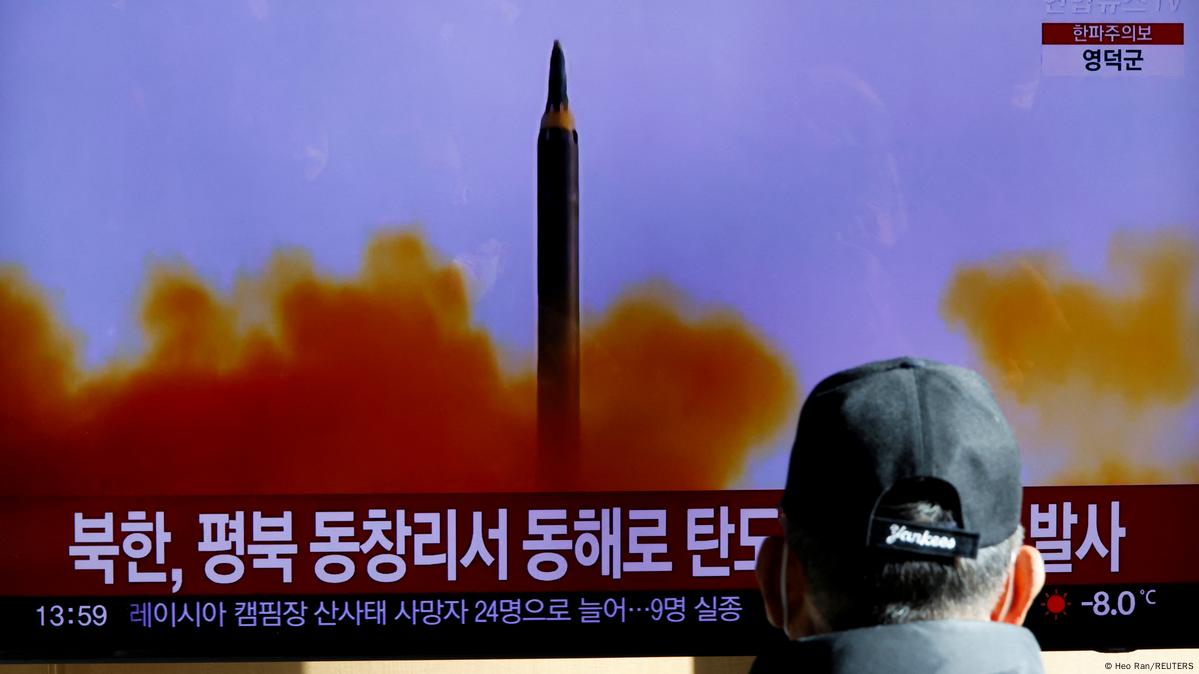 North Korea Fires Ballistic Missiles Toward Eastern Waters – DW – 12/23 ...