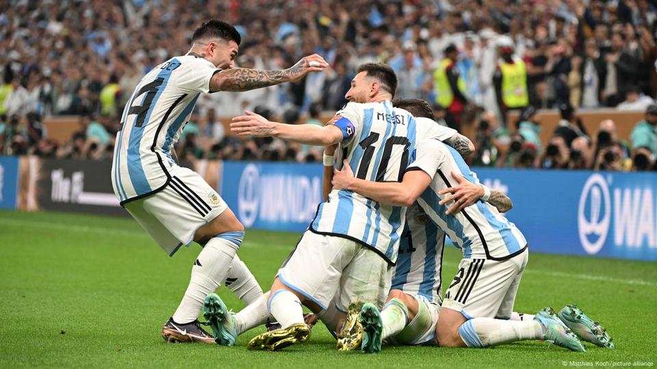 Nos pênaltis, Argentina vence França e conquista Copa do Mundo - Copa do  Mundo - Diário do Nordeste