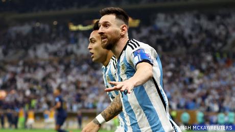 Аржентина е новият световен шампион по футбол след драматичен мач