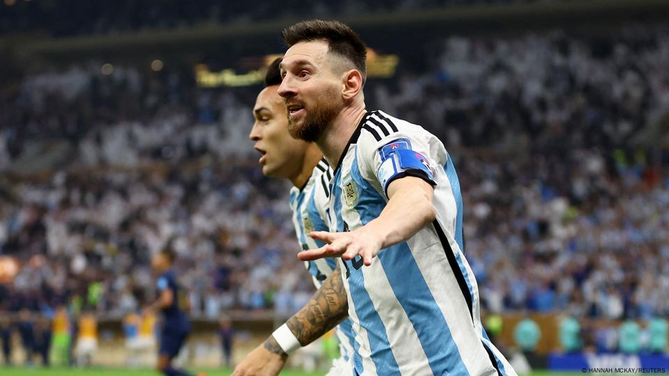 Campeã Argentina arrancou mal no Mundial, mas repete feito da