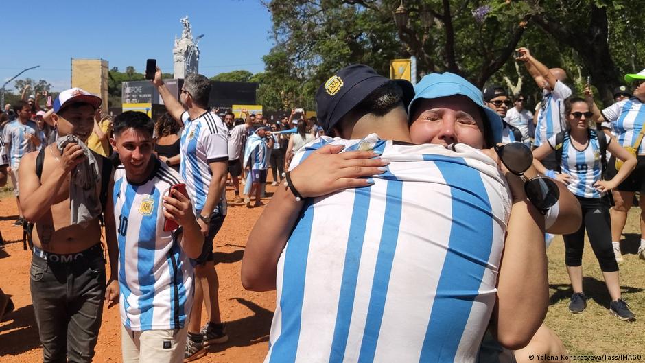 Argentinien feiert seine dritte Weltmeisterschaft |  Sport |  DW
