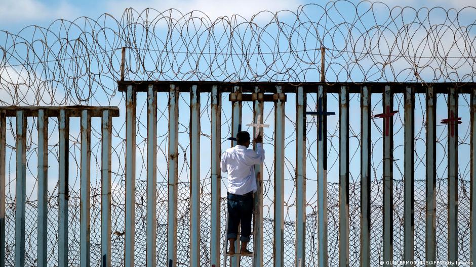 Migración a EE.UU.: Estado de emergencia en la ciudad fronteriza de El Paso