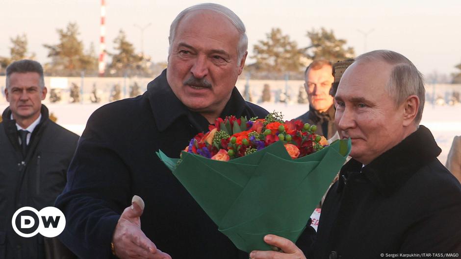 La Russie prévoit d’absorber la Biélorussie d’ici 2030 – Rapports des médias – DW – 21/02/2023