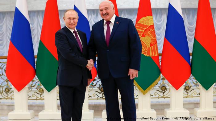 Alexander Lukaschenko empfängt Wladimir Putin in Minsk