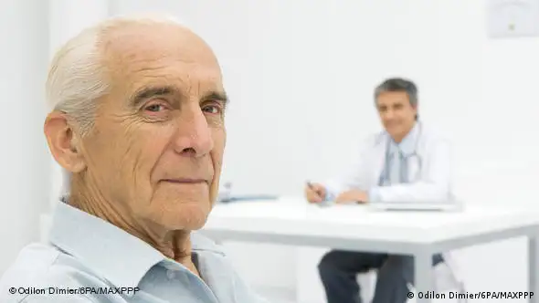 Algunos pacientes ancianos logran combatir el Alzheimer.