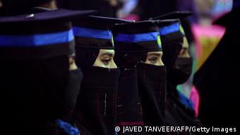 Αφγανιστάν / Γυναίκες / Πανεπιστήμιο 