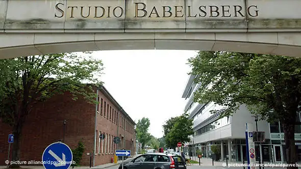 Deutschland Filmstudio Babelsberg bei Potsdam Gebäude Flash-Galerie