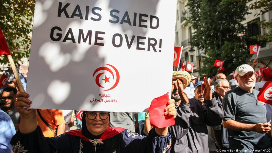 Tunisia: President intensifies crackdown after low turnout – DW – 12/23/2022 - Vimarsana News