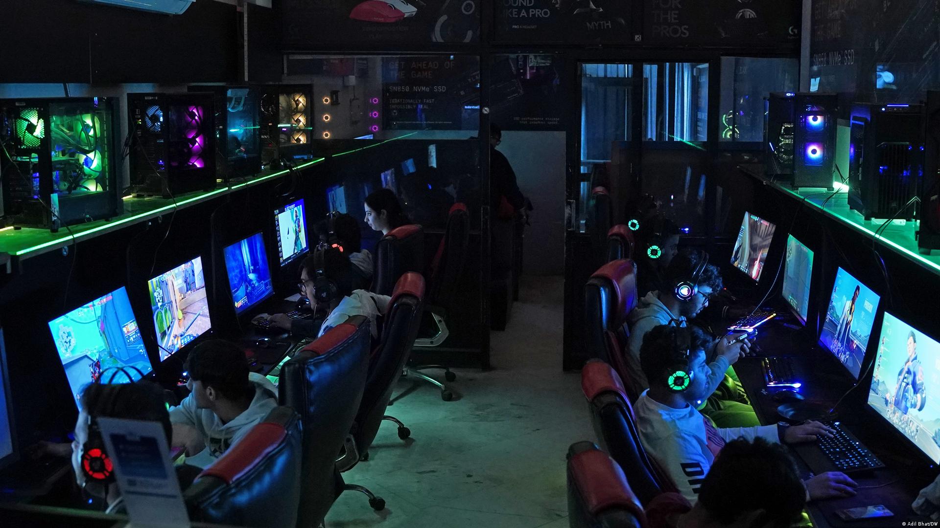 India's online gaming boom prompts fears of gambling surge – DW – 12/28/2022