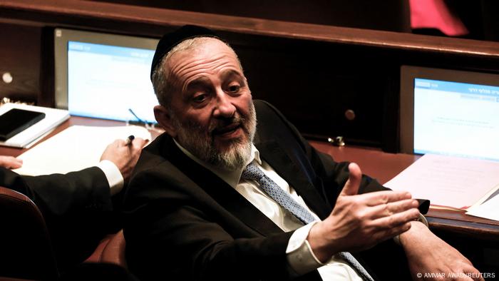 Der Vorsitzende der strengreligiösen Schas-Partei, Arie Deri, ist Israels neuer Innenminister