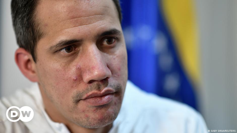 Biuro Prokuratora Generalnego Wenezueli wydaje nakaz aresztowania Juana Guaido – DW – 06.10.2023