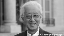 Japanese architect, Arata Isozaki, who was awarded the Pritzker Prize, poses for a photograph at the Elysee Palace in Paris where he attended the 2019 Pritzker Architecture Prize reception on May 24, 2019. (Photo by Ludovic MARIN / AFP) (Photo credit should read LUDOVIC MARIN/AFP via Getty Images)