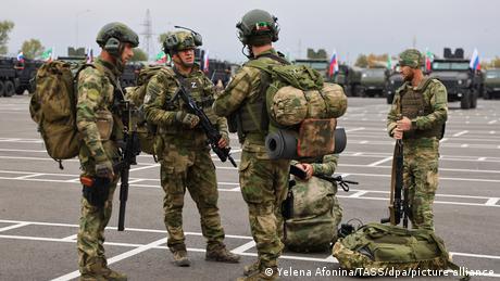 Русия вдига възрастта за наборната военна служба до 30 години