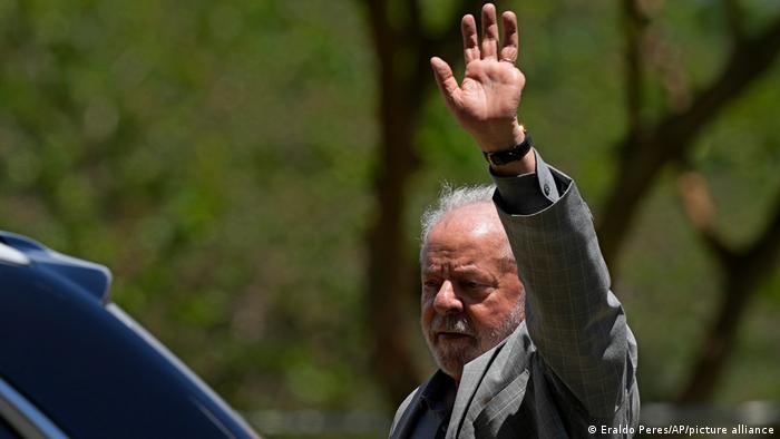 Brasilien vor Amtseinführung von Präsident Lula