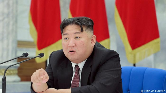 Kim Jong-un cree necesario incrementar armas nucleares | El Mundo | DW ...