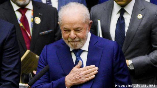 Lula da Silva asume la presidencia de Brasil por tercera vez