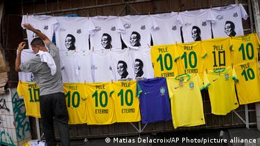 Pele shirts on sale outside the Santos stadium