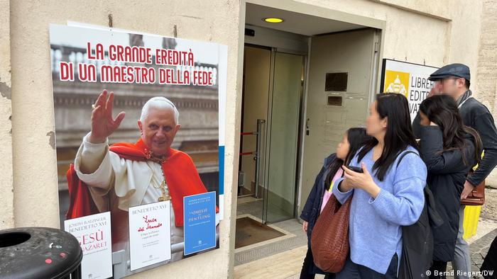 Papst Benedikt Abschied Galerie | 1