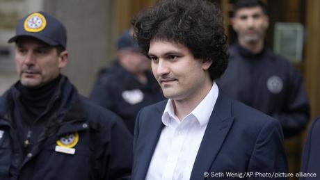 Sam Bankman-Fried: Ξεκινά η δίκη για το χρηματιστήριο κρυπτονομισμάτων