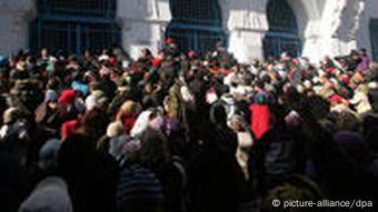 Proteste Tunesien Tunis fnanzielle Hilfe Sozialamt
