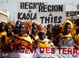 Senegalesische Frauen bei der Eröffnung des Weltsozialforums (Bild: AP)