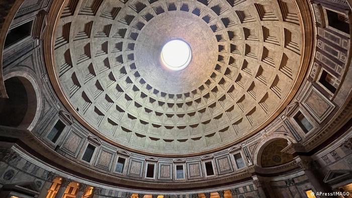 Kupola e Panteonit në Romë, një kryevepër e mjeshtërisë arkitektonike