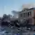  أعمدة الدخان تتصاعد إثر غارة روسية على مدينة باخموت على خط المواجهة في دونباس بأوكرانيا