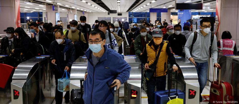 China permitirá ingresso de 60 mil pessoas de Hong Kong diariamente