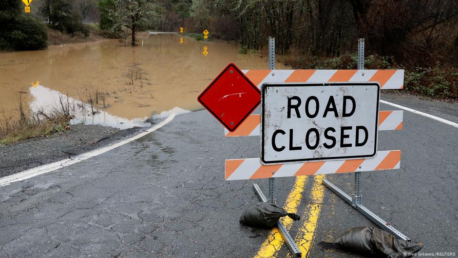 California town where Prince Harry resides is evacuated by storms |  The World |  D.W.