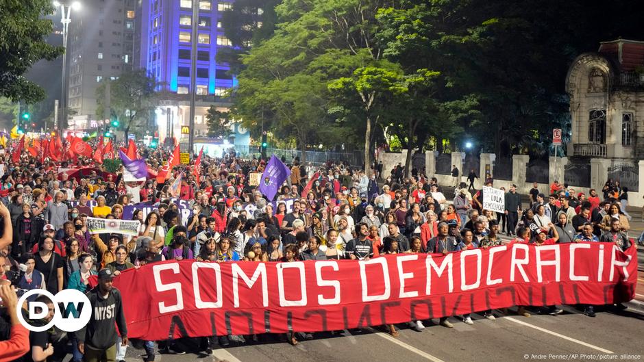 Brasil Miles Protestan Contra Ataques A La Democracia Dw 10 01 2023