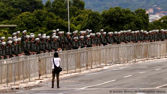 One Hour of Brazilian Military Marches 