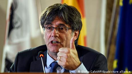 Spanien lässt Anklage wegen Rebellion gegen Carles Puigdemont fallen