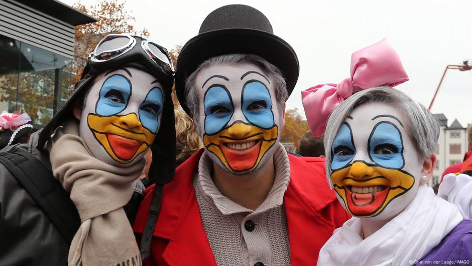 Alaaf, Helau and Narri Narro - Carnival in  Germany